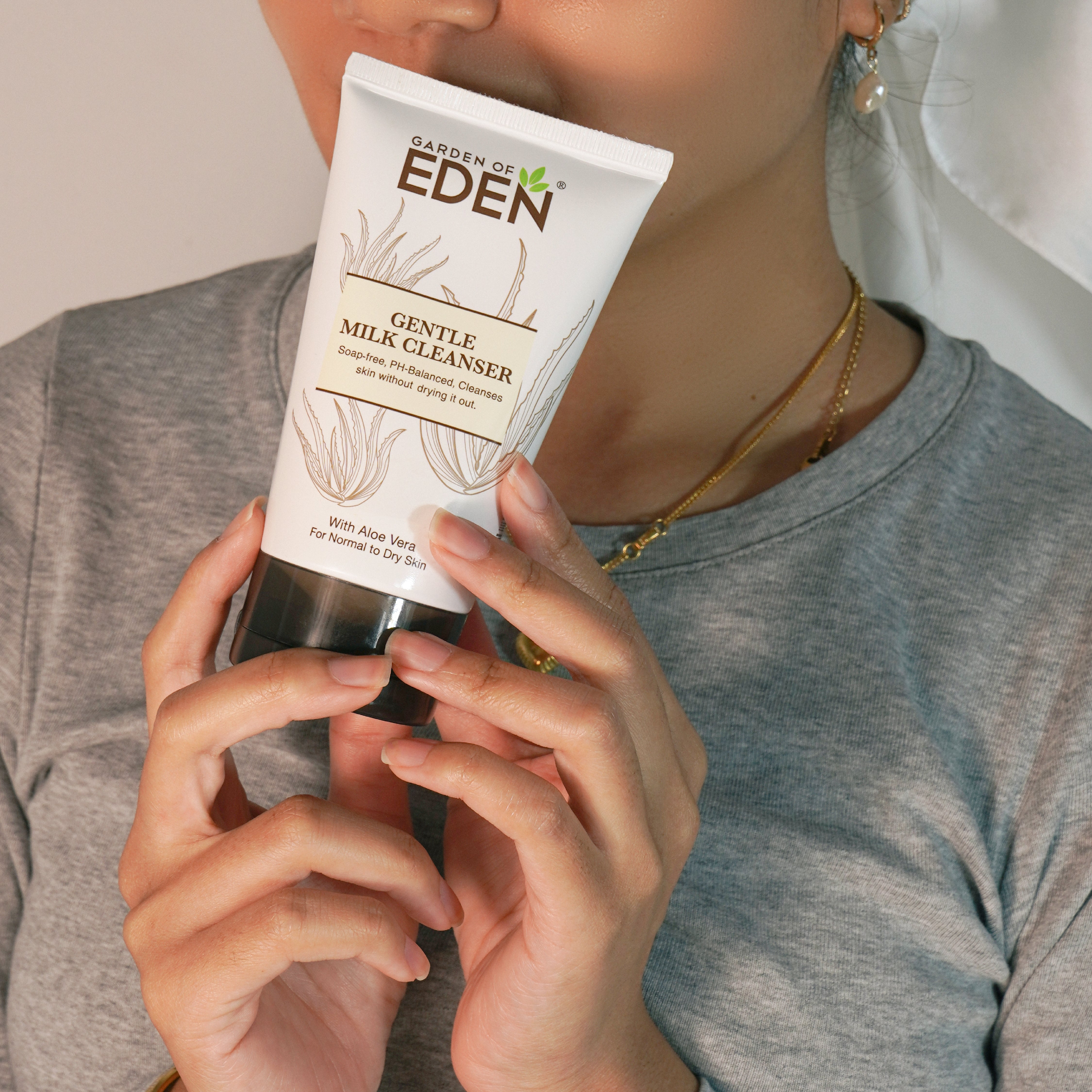 Gentle Milk Cleanser 100ml (CLEARANCE SALE EXP: 06/2026)